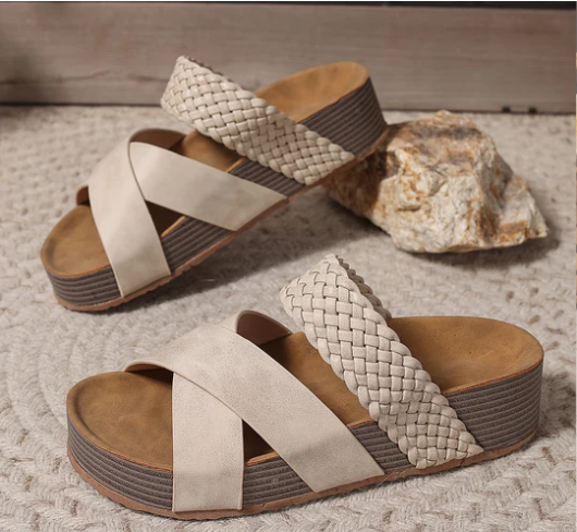 JADA Leather Sandals | Contoured Arch Support · All-Day Comfort · Elegantly Designed